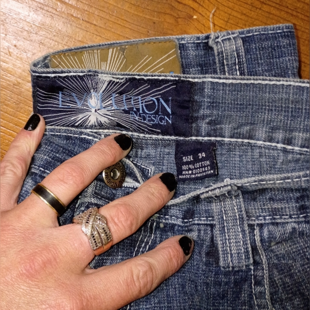 Evolution In Design Jean Shorts Mens 34 - Picture 3 of 3